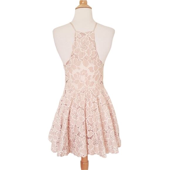 Tularosa Cyrus Lace Dress Pale Blush Fit And Flare Halter Neck Mini Size Small - Picture 7 of 13